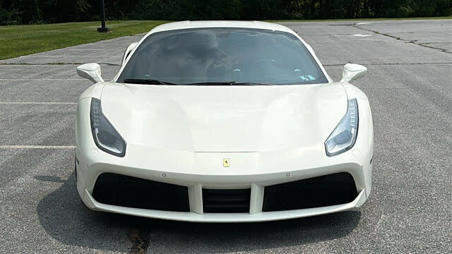 2017 Ferrari 488 GTB - Image 3 of 31