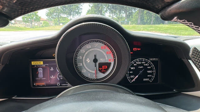 2017 Ferrari 488 GTB - Image 29 of 31