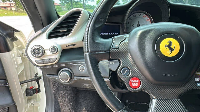2017 Ferrari 488 GTB - Image 26 of 31