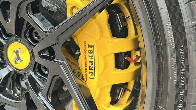 2017 Ferrari 488 GTB - Image 9 of 31