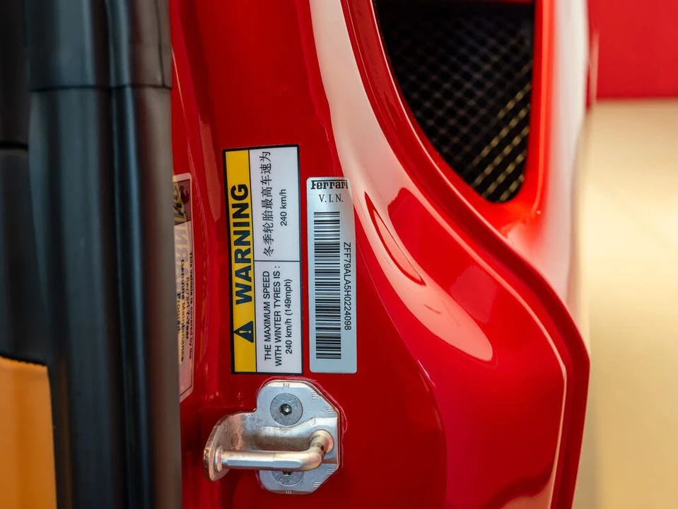 2017 Ferrari 488 GTB - Image 27 of 27