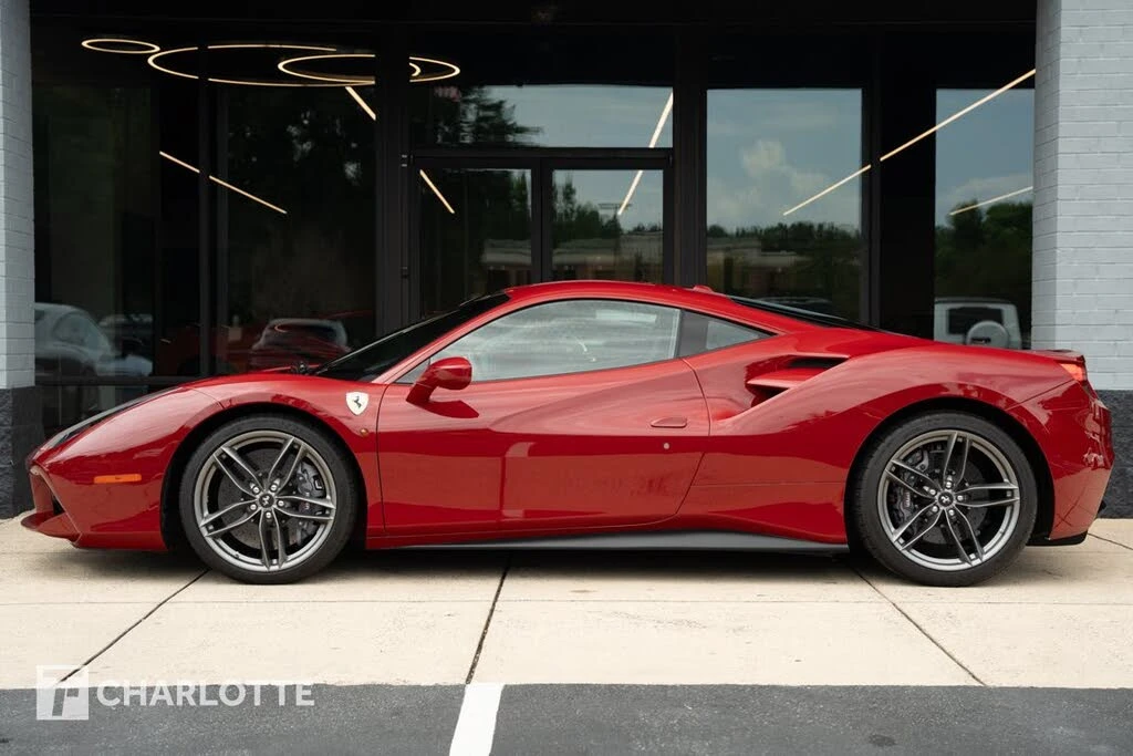 2017 Ferrari 488 GTB - Image 8 of 31