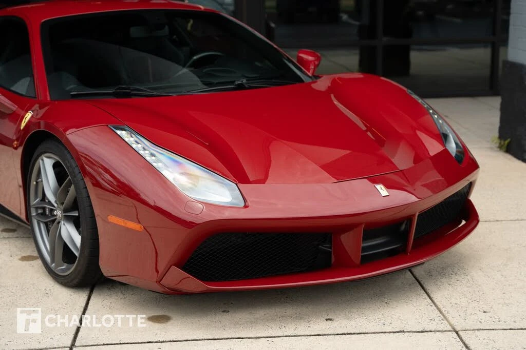 2017 Ferrari 488 GTB - Image 2 of 31