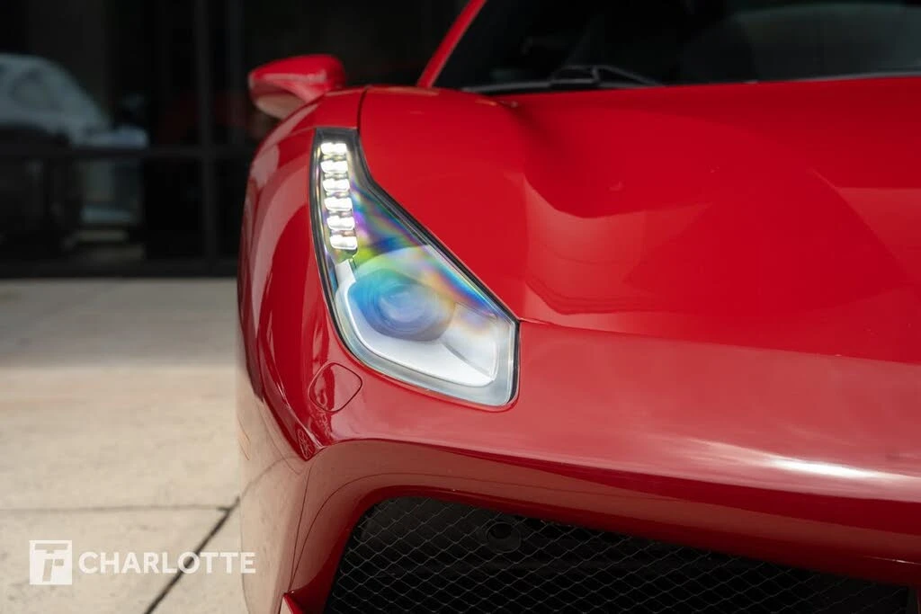 2017 Ferrari 488 GTB - Image 3 of 31