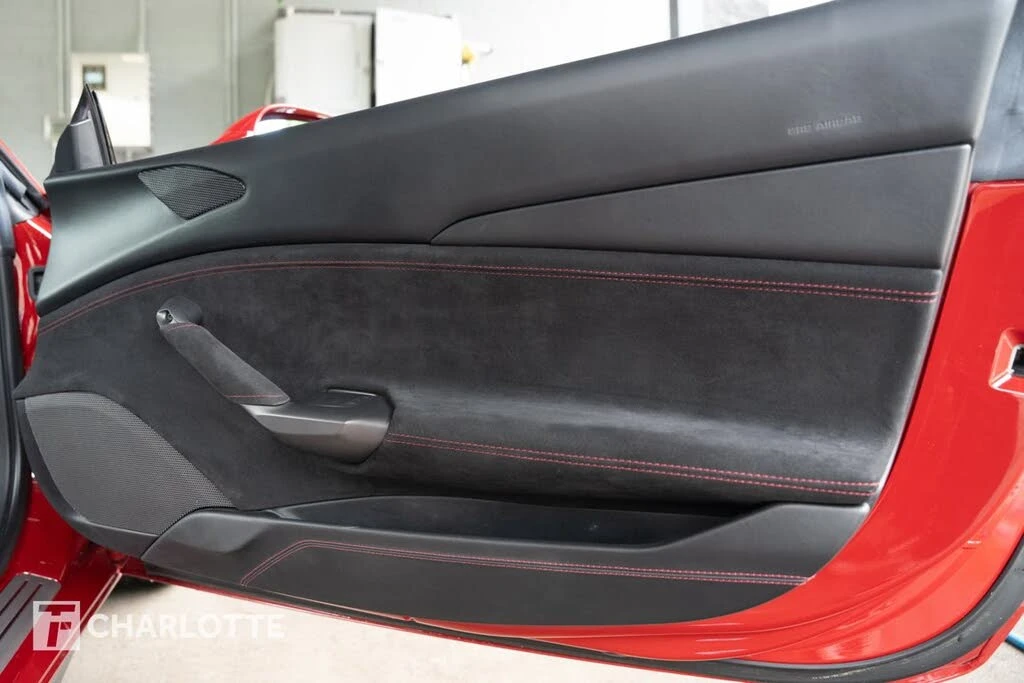 2017 Ferrari 488 GTB - Image 31 of 31