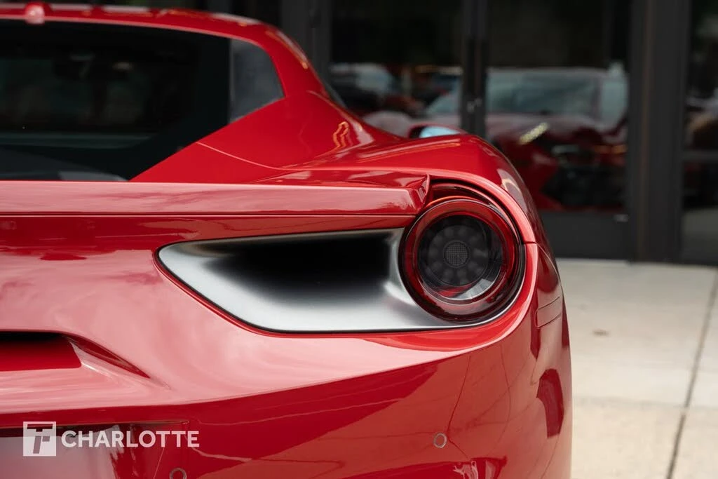 2017 Ferrari 488 GTB - Image 19 of 31