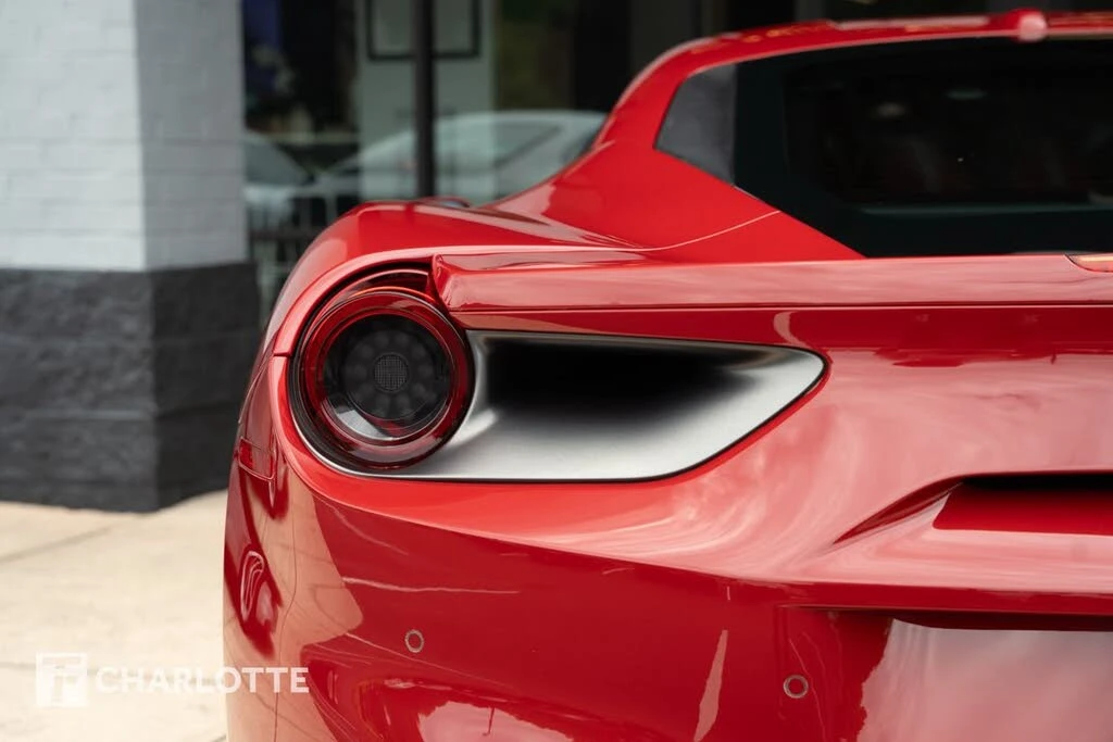 2017 Ferrari 488 GTB - Image 14 of 31