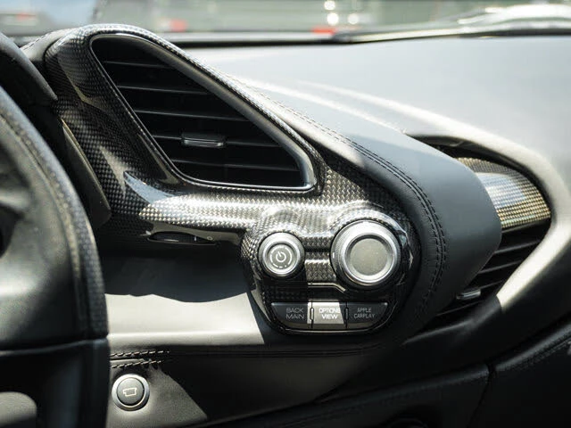 2017 Ferrari 488 GTB - Image 29 of 31