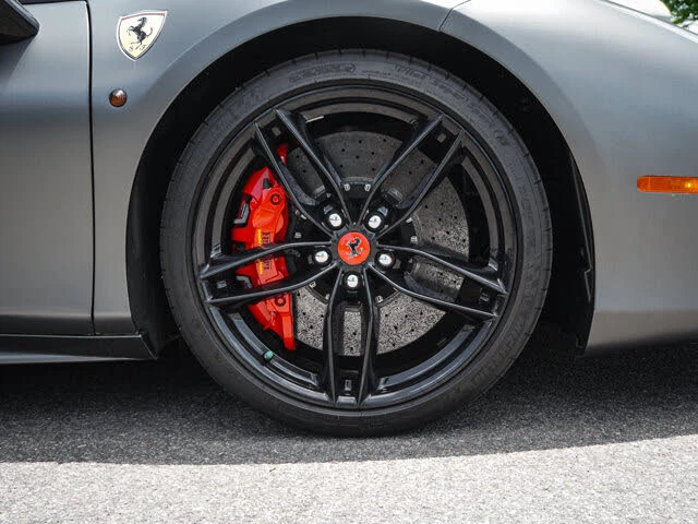 2017 Ferrari 488 GTB - Image 14 of 31