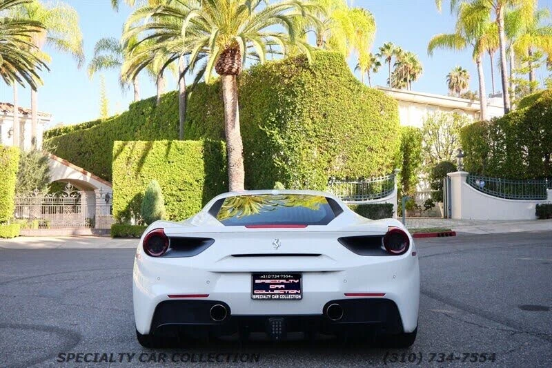 2017 Ferrari 488 GTB - Image 9 of 31