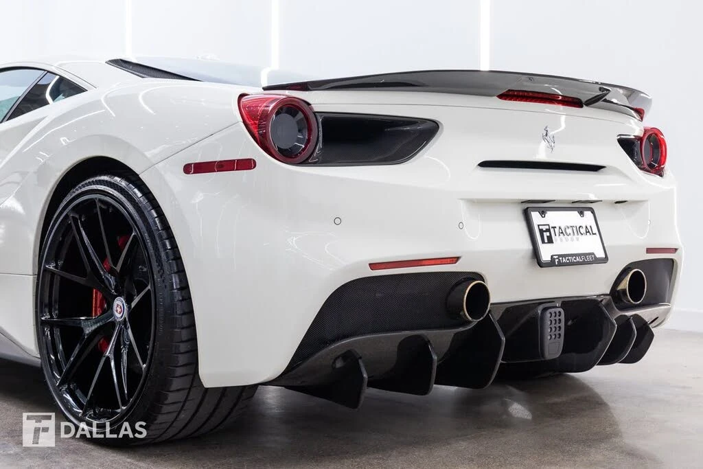 2017 Ferrari 488 GTB - Image 12 of 31