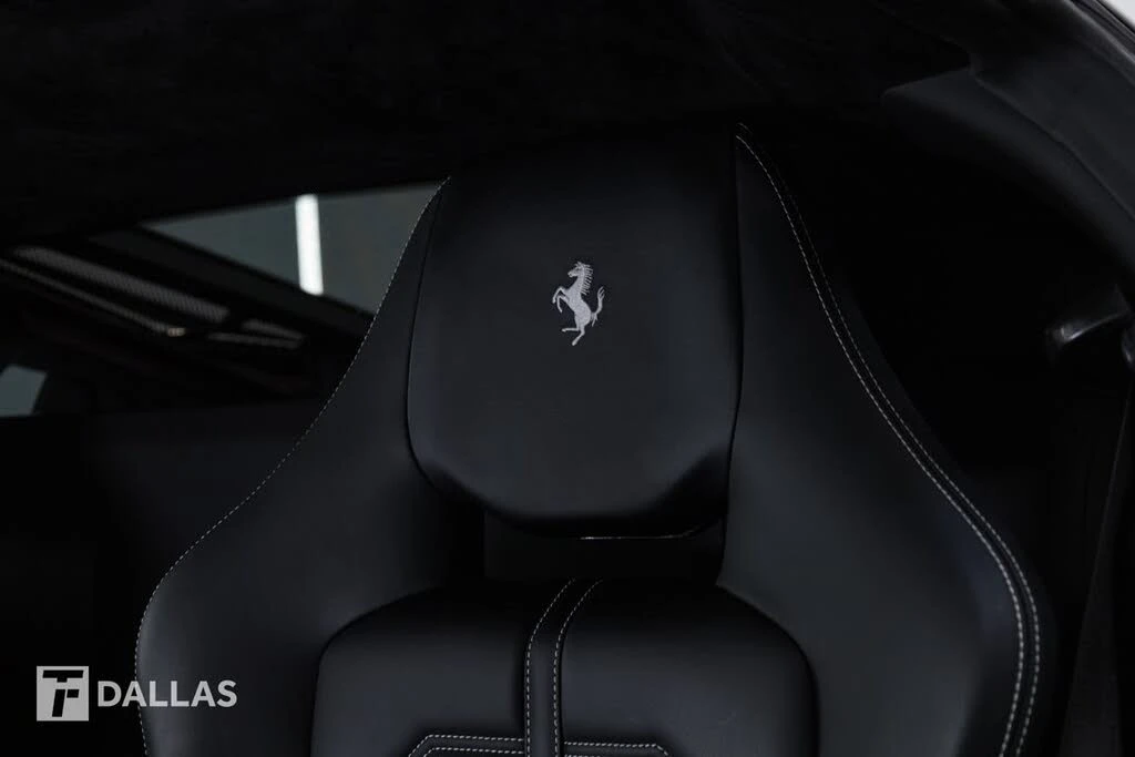 2017 Ferrari 488 GTB - Image 29 of 31