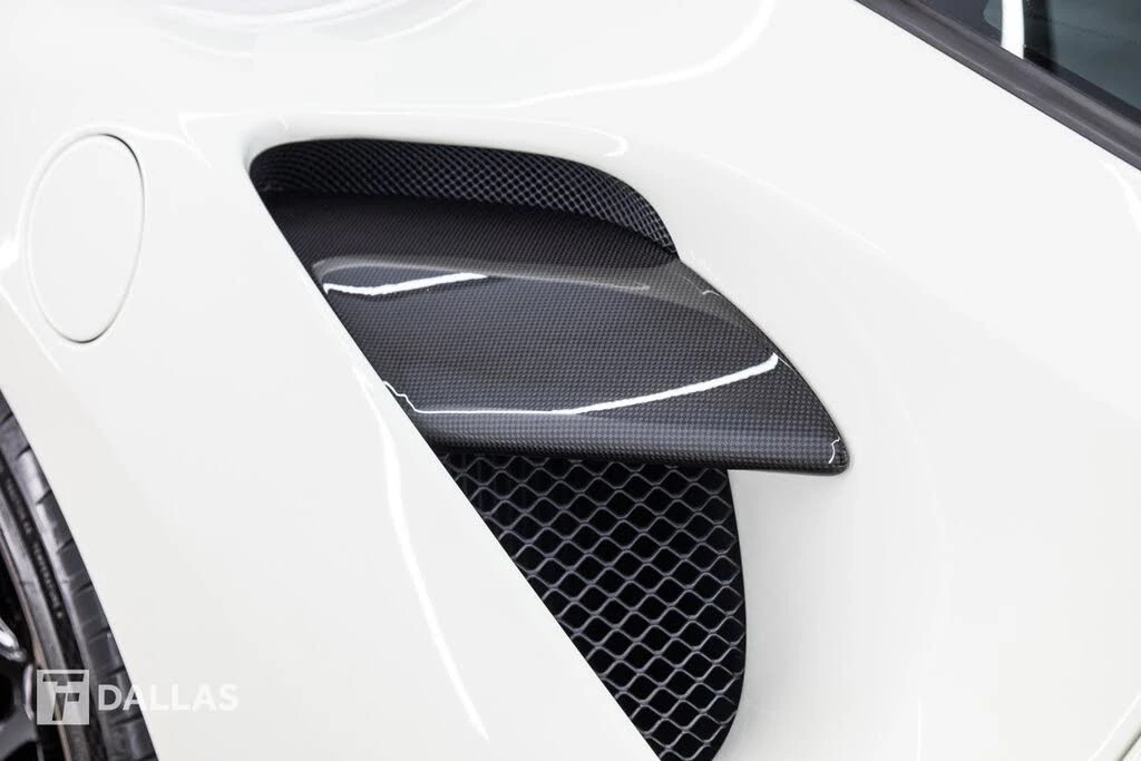 2017 Ferrari 488 GTB - Image 23 of 31