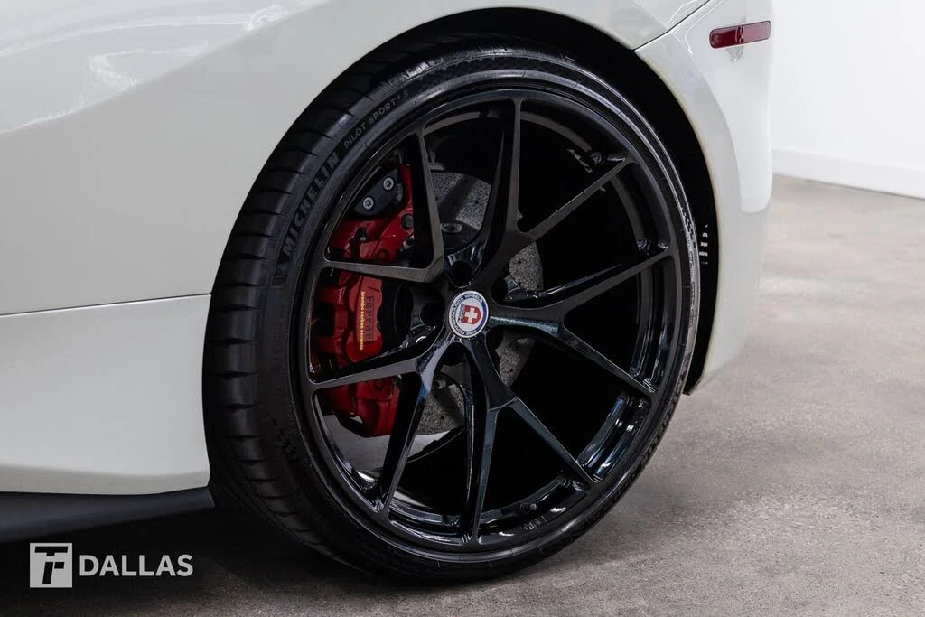 2017 Ferrari 488 GTB - Image 6 of 31