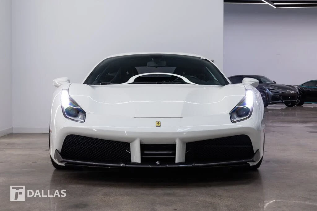 2017 Ferrari 488 GTB - Image 24 of 31