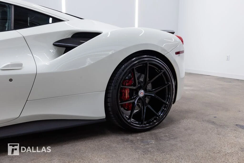 2017 Ferrari 488 GTB - Image 5 of 31