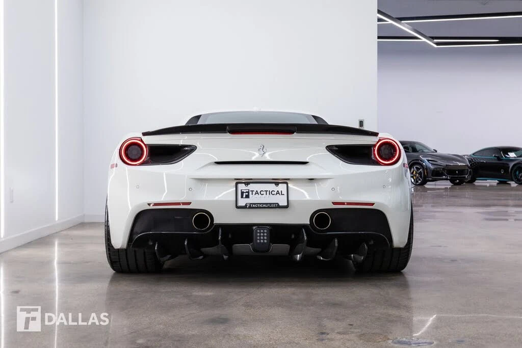 2017 Ferrari 488 GTB - Image 14 of 31