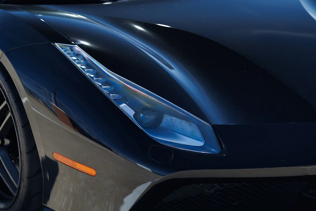2017 Ferrari 488 GTB - Image 29 of 31