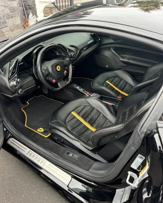 2017 Ferrari 488 GTB - Image 3 of 3