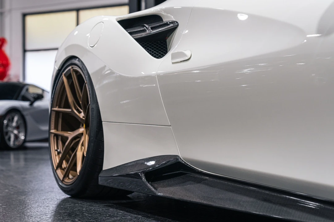 2017 Ferrari 488 GTB - Image 5 of 12