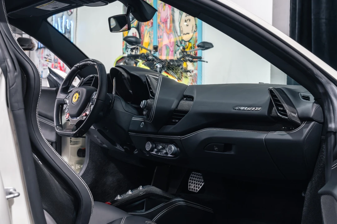 2017 Ferrari 488 GTB - Image 2 of 12