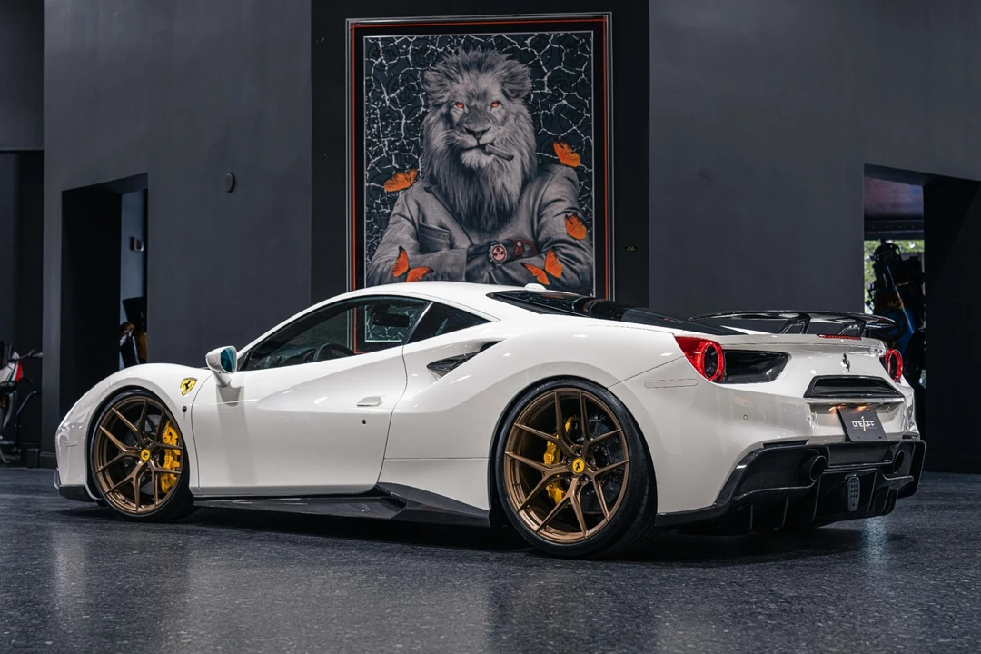 2017 Ferrari 488 GTB - Image 10 of 12