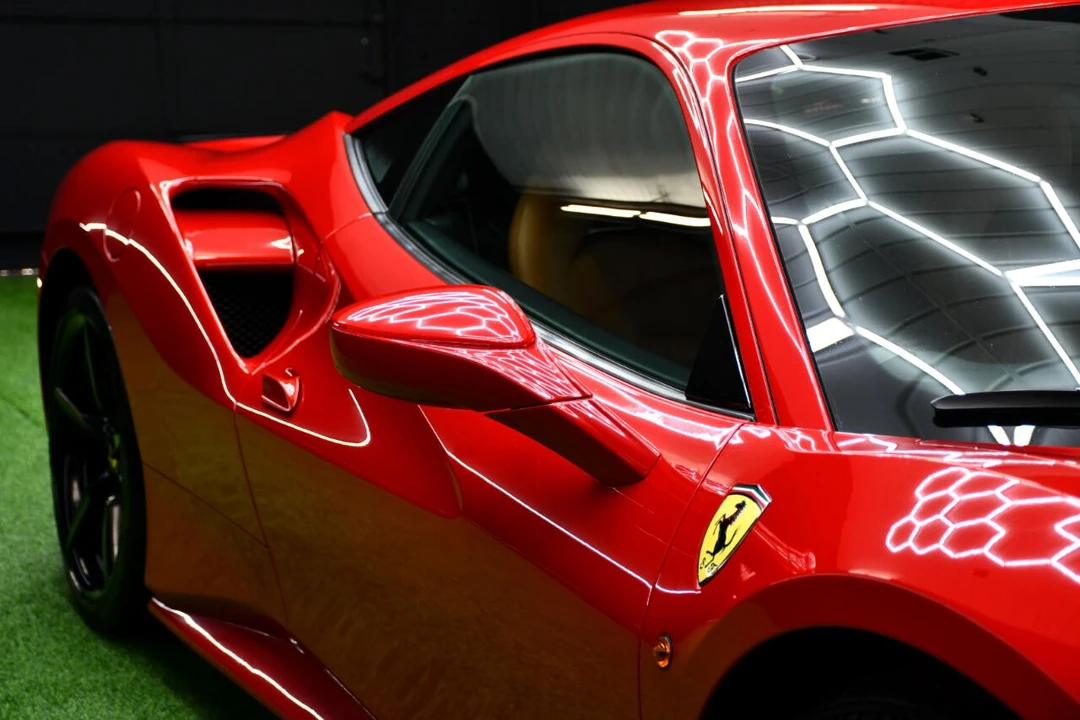 2017 Ferrari 488 GTB - Image 9 of 21