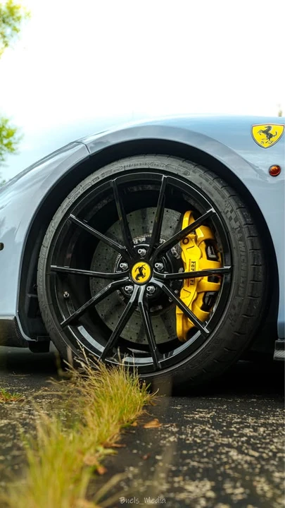 2017 Ferrari 488 GTB - Image 6 of 12