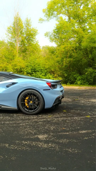 2017 Ferrari 488 GTB - Image 4 of 12