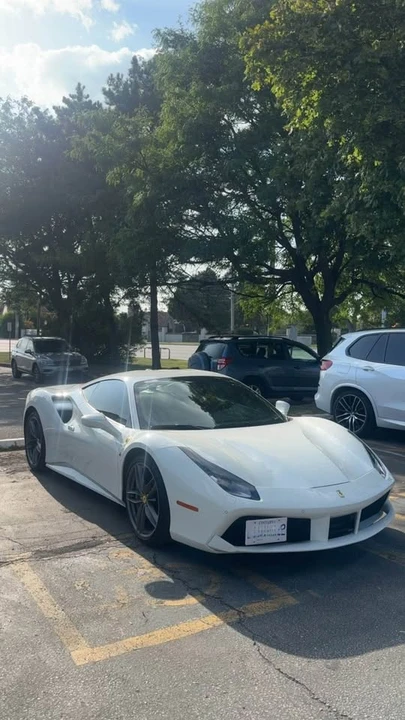 2017 Ferrari 488 GTB - Image 5 of 8