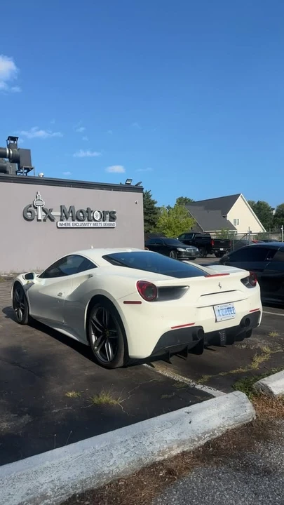 2017 Ferrari 488 GTB - Image 5 of 8