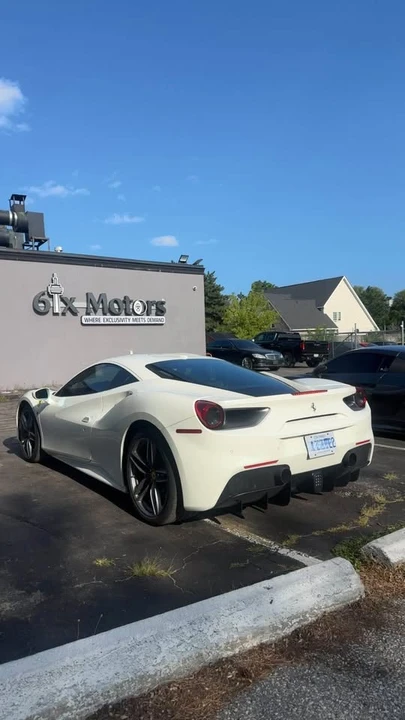 2017 Ferrari 488 GTB - Image 7 of 8
