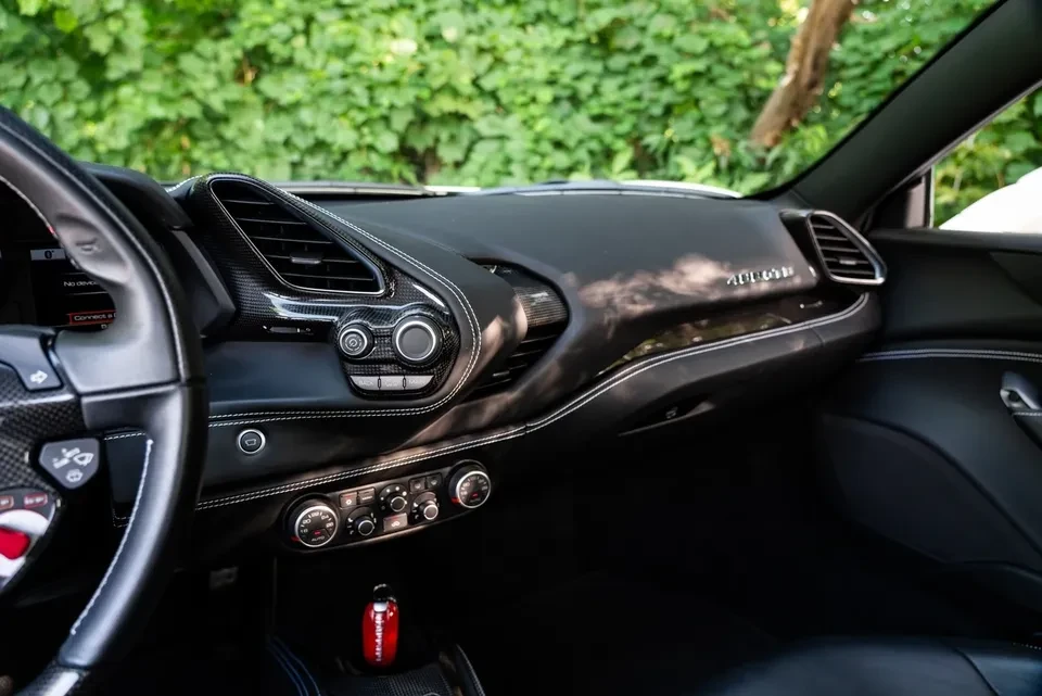 2017 Ferrari 488 GTB - Image 13 of 15