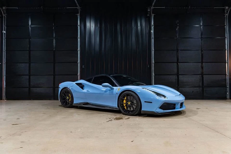 2017 Ferrari 488 GTB - Image 8 of 15
