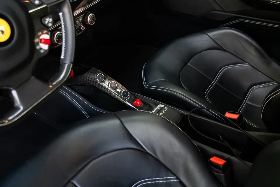 2017 Ferrari 488 GTB - Image 14 of 15