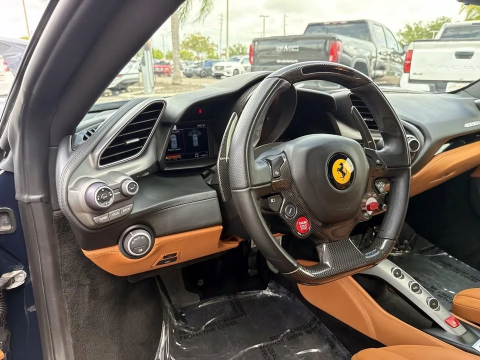 2017 Ferrari 488 GTB - Image 11 of 13
