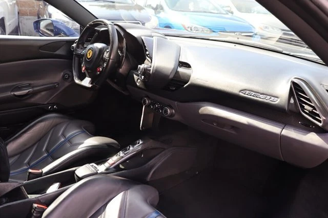 2017 Ferrari 488 GTB - Image 17 of 20