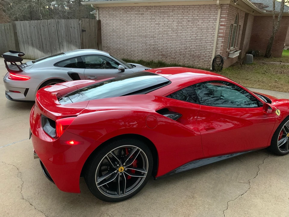 2017 Ferrari 488 GTB - Image 5 of 7