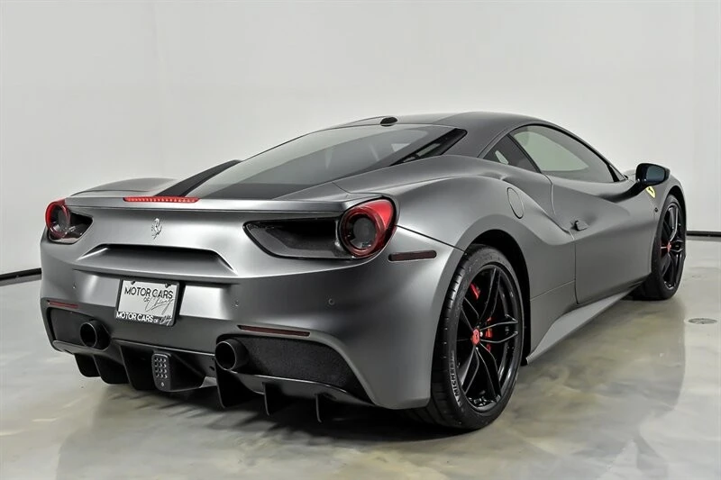 2017 Ferrari 488 GTB - Image 9 of 31