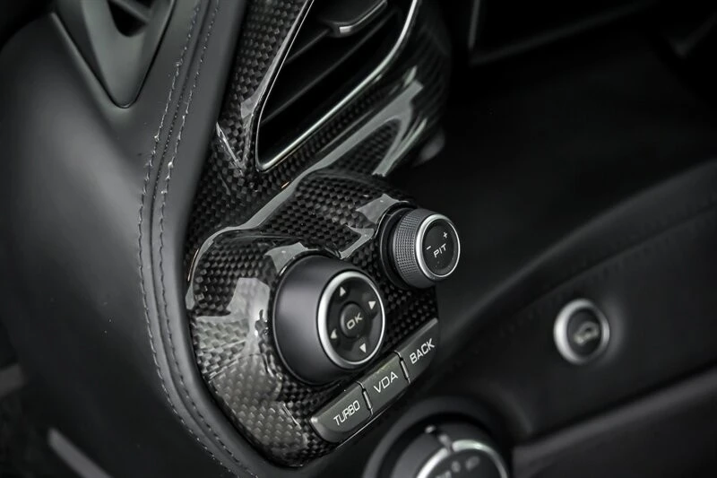 2017 Ferrari 488 GTB - Image 26 of 31