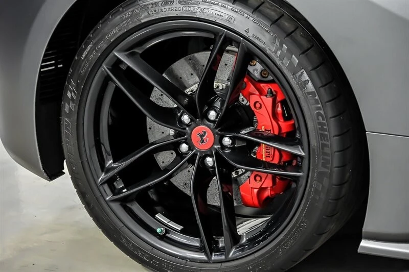 2017 Ferrari 488 GTB - Image 15 of 31