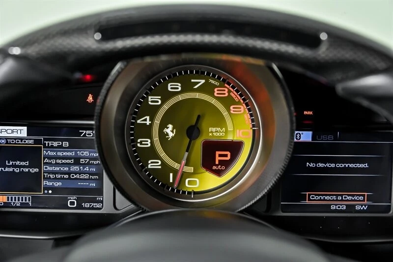 2017 Ferrari 488 GTB - Image 27 of 31