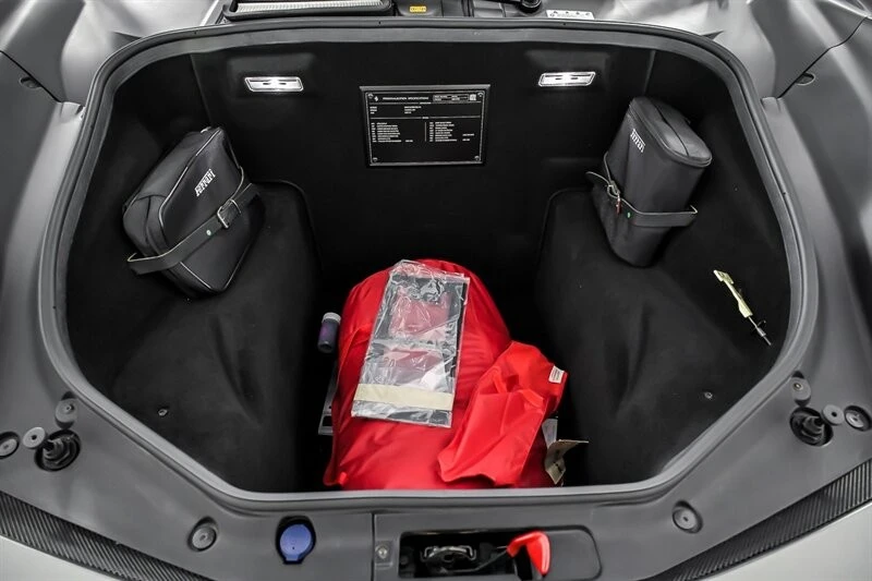 2017 Ferrari 488 GTB - Image 13 of 31