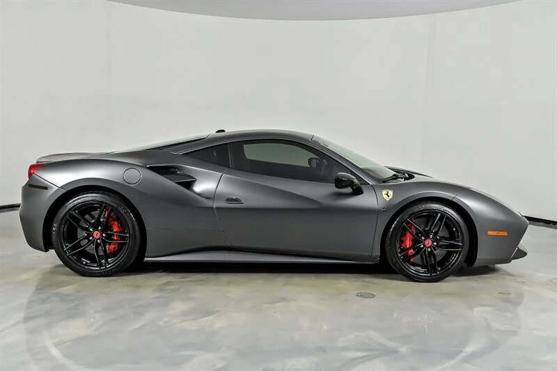 2017 Ferrari 488 GTB - Image 10 of 31
