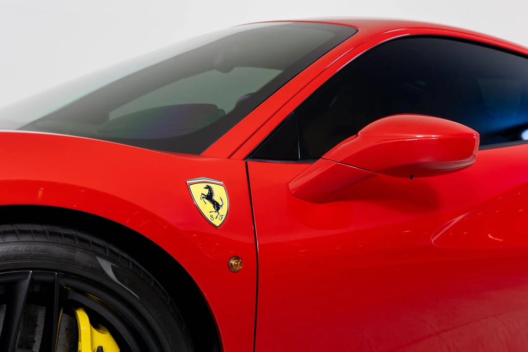 2017 Ferrari 488 GTB - Image 15 of 31