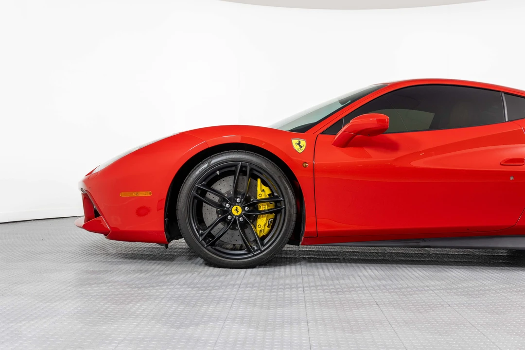 2017 Ferrari 488 GTB - Image 10 of 31