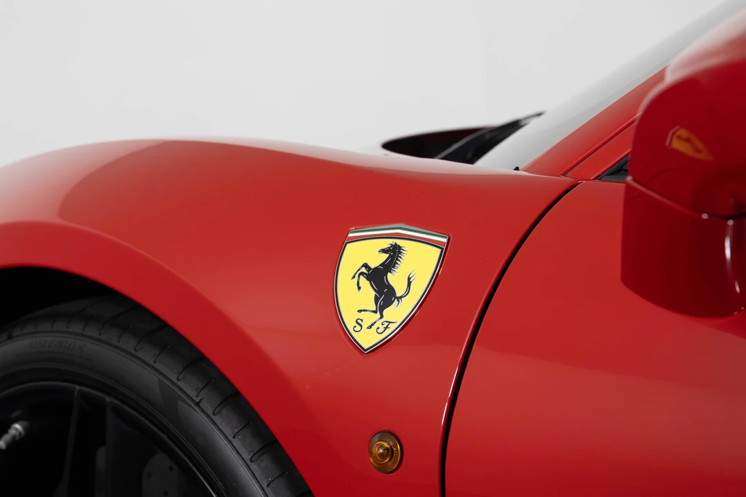 2017 Ferrari 488 GTB - Image 27 of 31