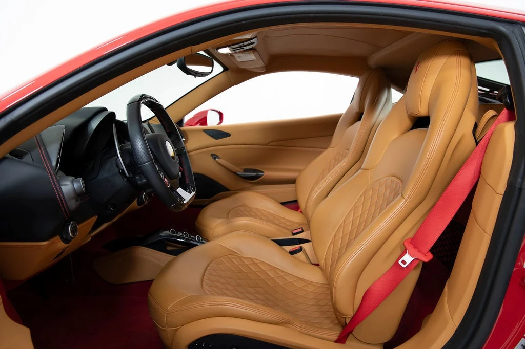 2017 Ferrari 488 GTB - Image 5 of 31