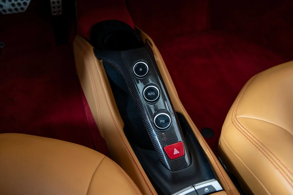 2017 Ferrari 488 GTB - Image 14 of 31
