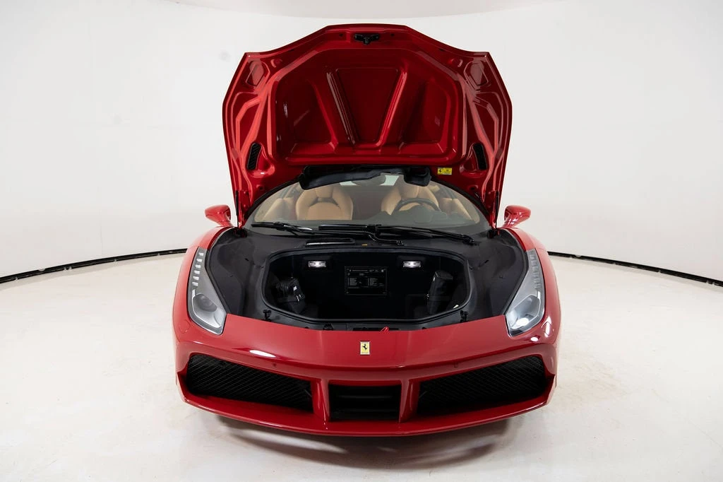 2017 Ferrari 488 GTB - Image 31 of 31